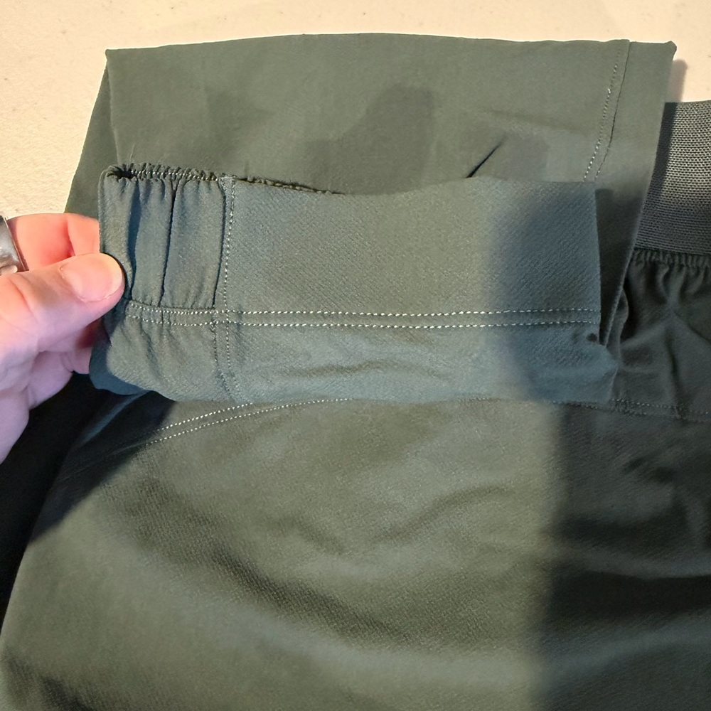 Lululemon joggers - Picture 6 of 7
